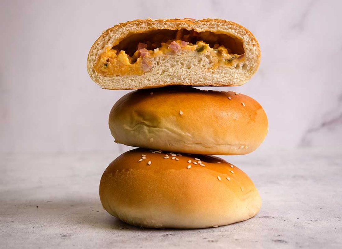 Rolands-Swiss-Bakery-Kolache-Pastry-1000x1000